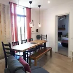 Beautiful Apartment On Las Ramblas With Port Views