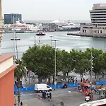 Beautiful Apartment On Las Ramblas With Port Views Appartement *