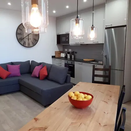 Lejlighed Beautiful Apartment On Las Ramblas With Port Views