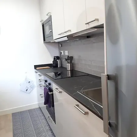 Lejlighed Beautiful Apartment On Las Ramblas With Port Views *