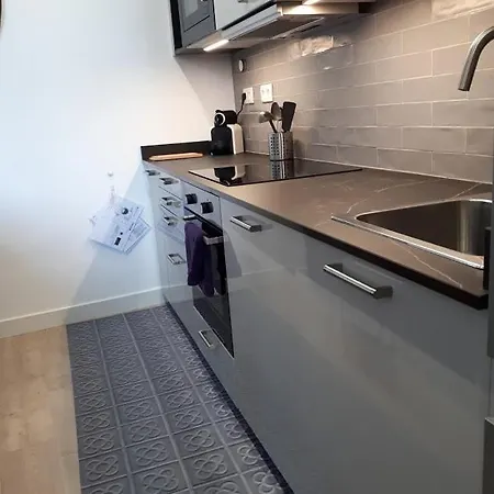 Beautiful Apartment On Las Ramblas With Port Views * Barcelona