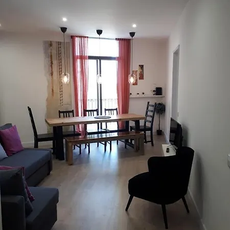 Lejlighed Beautiful Apartment On Las Ramblas With Port Views